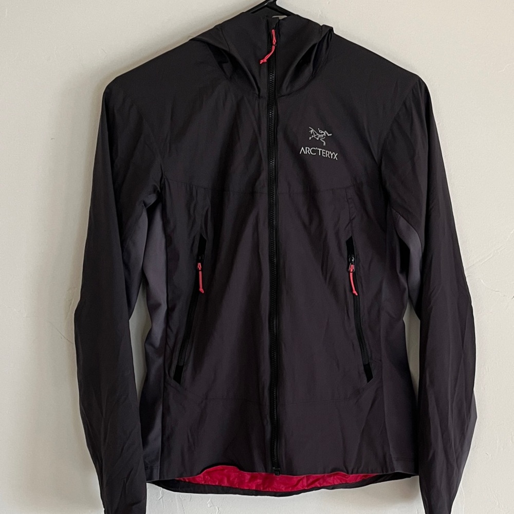 Arc'teryx Atom SL Black Jacket with Red Accents